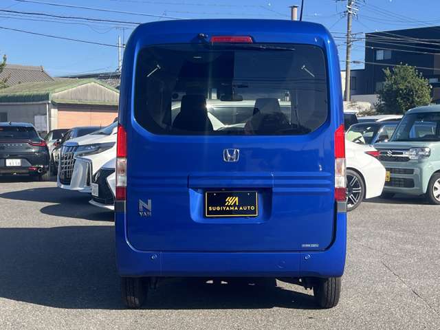 Honda N-VAN 8