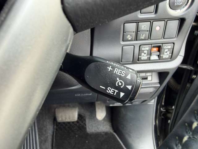 Toyota Noah 6