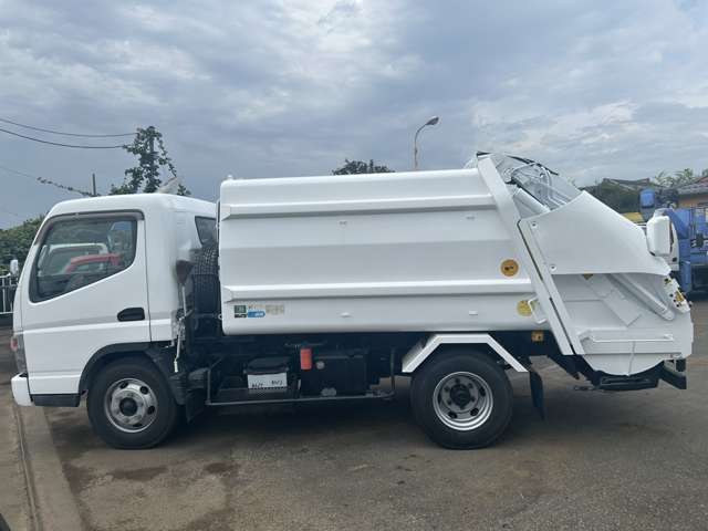 Mitsubishi Fuso Canter 8