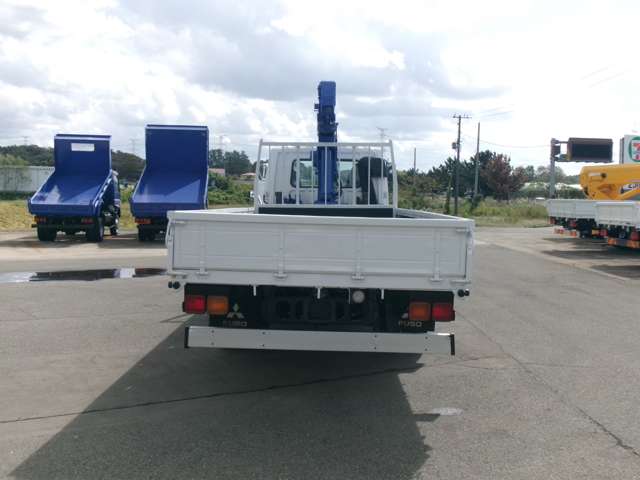 Mitsubishi Fuso Fighter 6