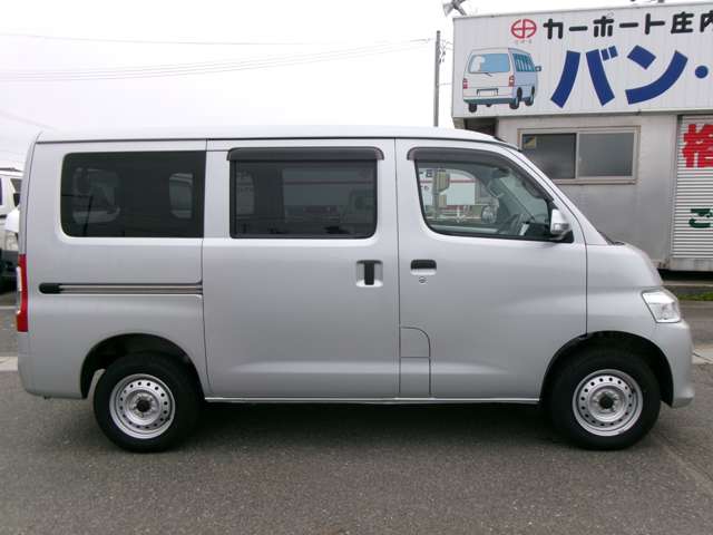 Toyota Town Ace Van 4