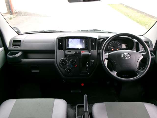 Toyota Town Ace Van 9