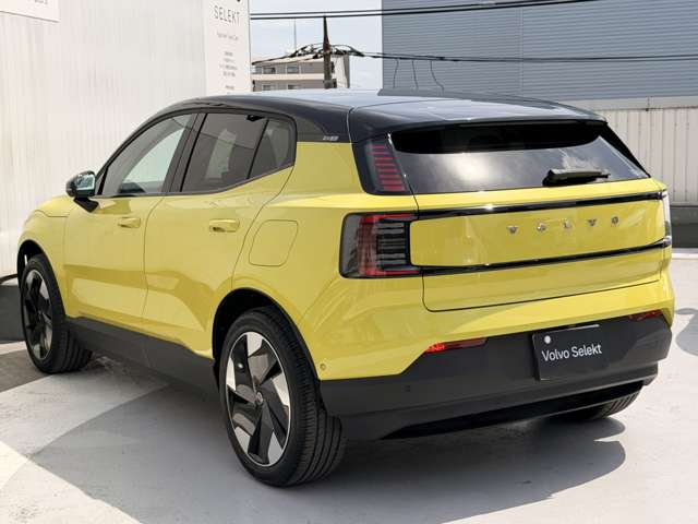 Volvo EX30 12
