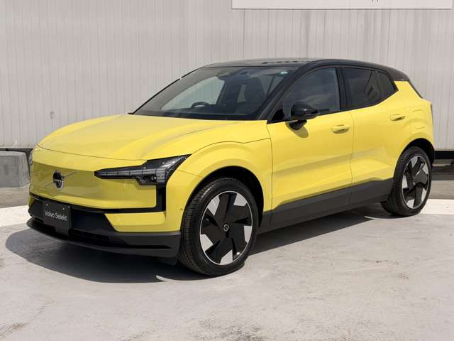 Volvo EX30 6