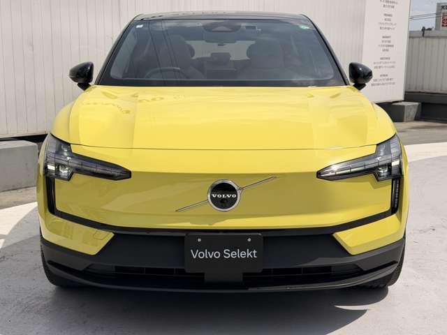 Volvo EX30 7