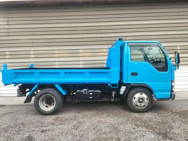Isuzu Elf 6