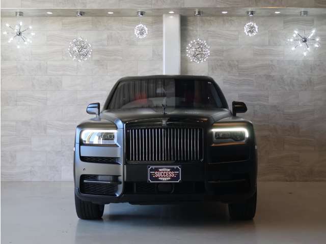 Rolls-Royce ブラックバッジカリナン 6