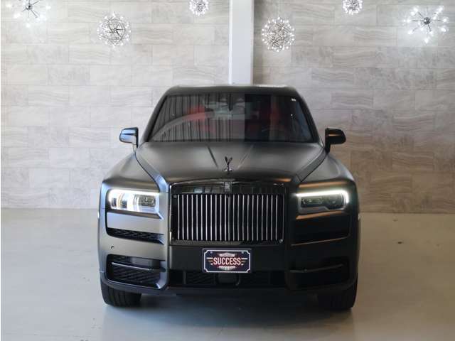 Rolls-Royce ブラックバッジカリナン 7
