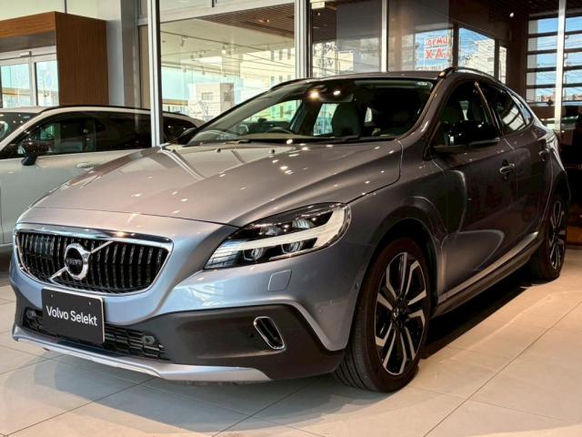 Volvo V40 Cross Country 3