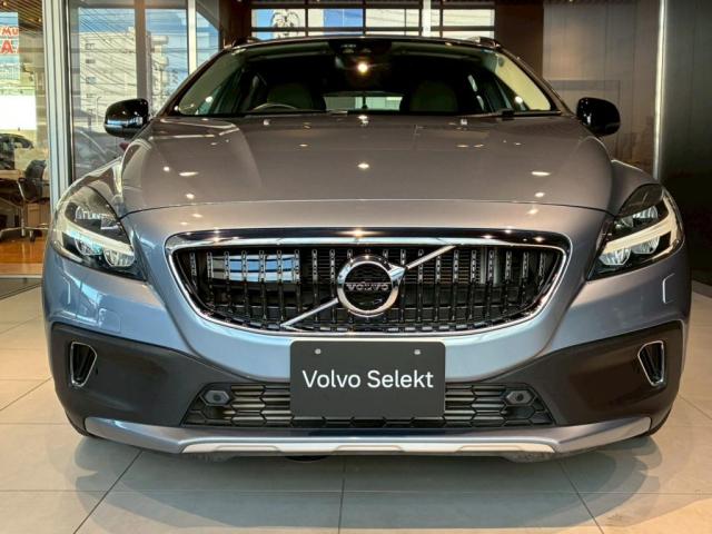 Volvo V40 Cross Country 4