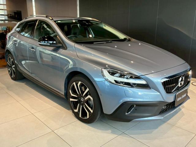 Volvo V40 Cross Country 6