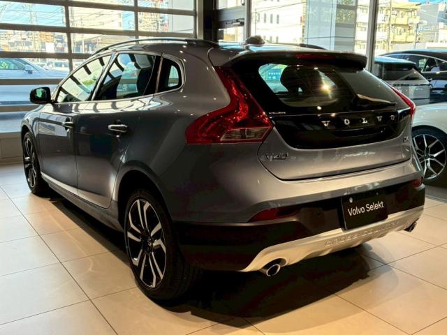 Volvo V40 Cross Country 8