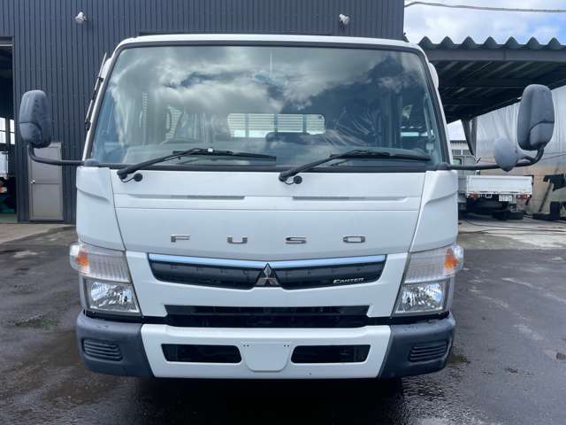 Mitsubishi Fuso Canter 2