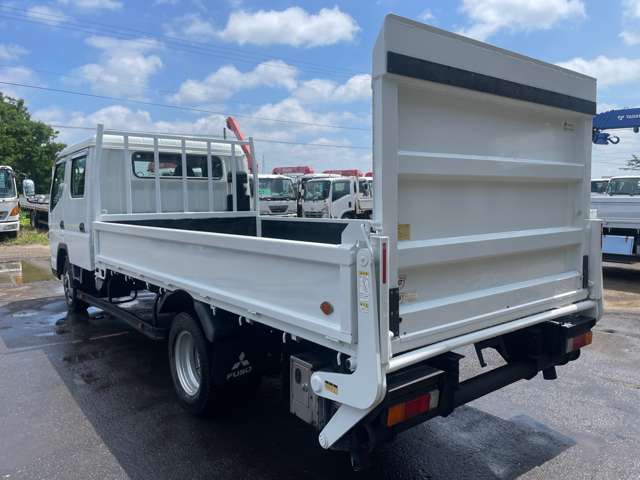 Mitsubishi Fuso Canter 7