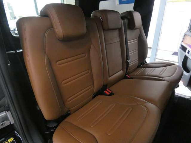 Mercedes-Benz G-Class 7