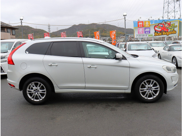 Volvo XC60 11