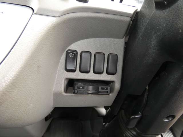 Mitsubishi Fuso Canter 13