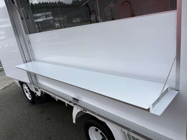 Mazda Bongo Truck 10