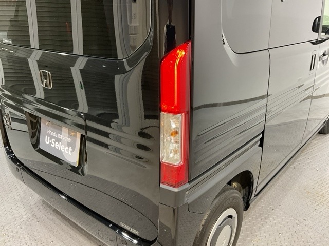 Honda N-VAN 11