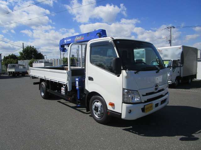 Hino Dutro 2