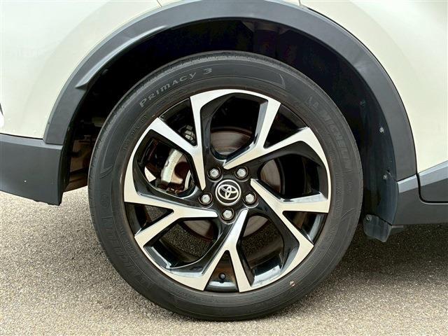 Toyota C-HR 11