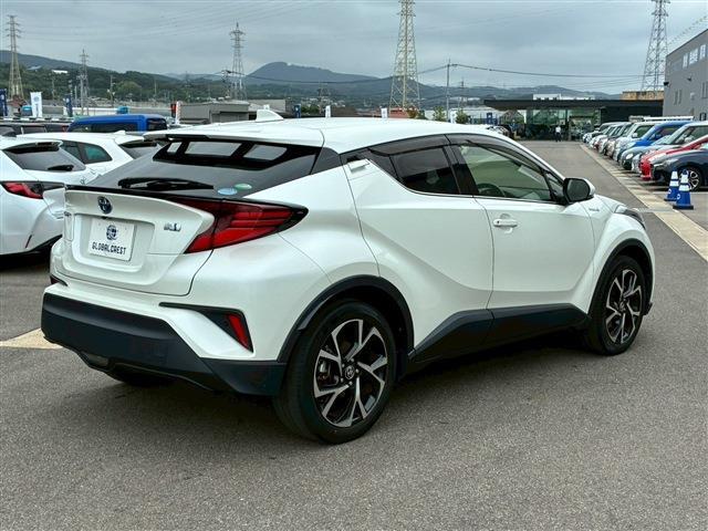 Toyota C-HR 6