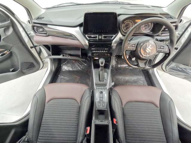 Suzuki Fronx 11