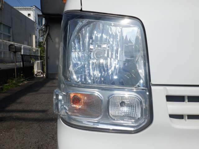 Nissan NV100 Clipper 11