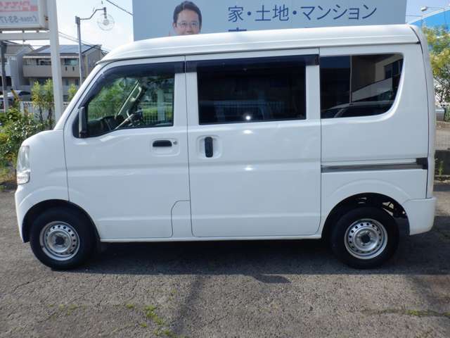 Nissan NV100 Clipper 5