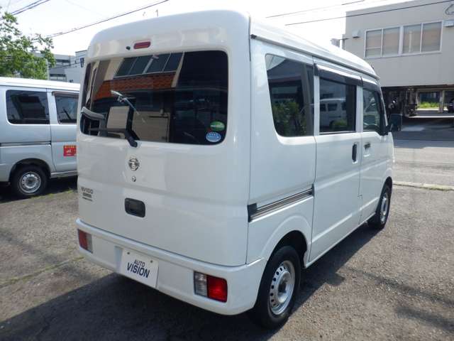 Nissan NV100 Clipper 6