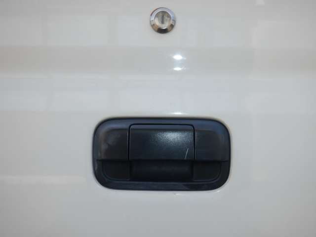 Nissan NV100 Clipper 9