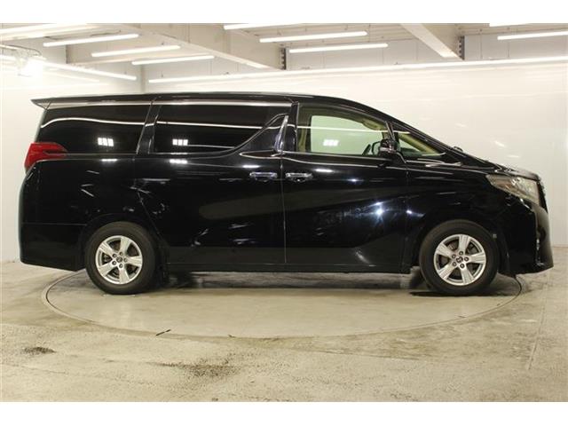 Toyota Alphard 5