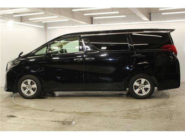 Toyota Alphard 9