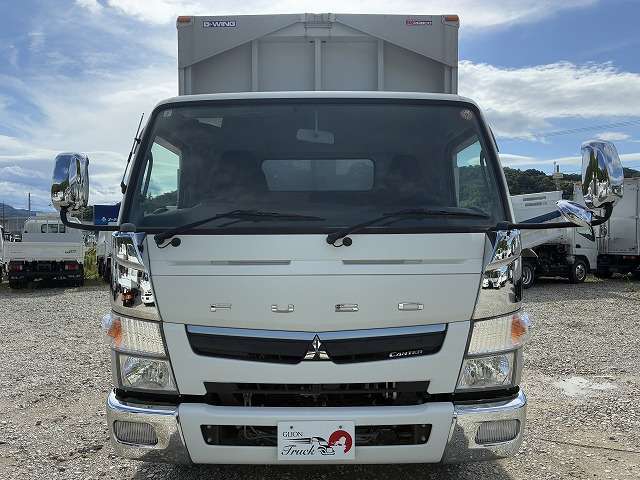 Mitsubishi Fuso Canter 2