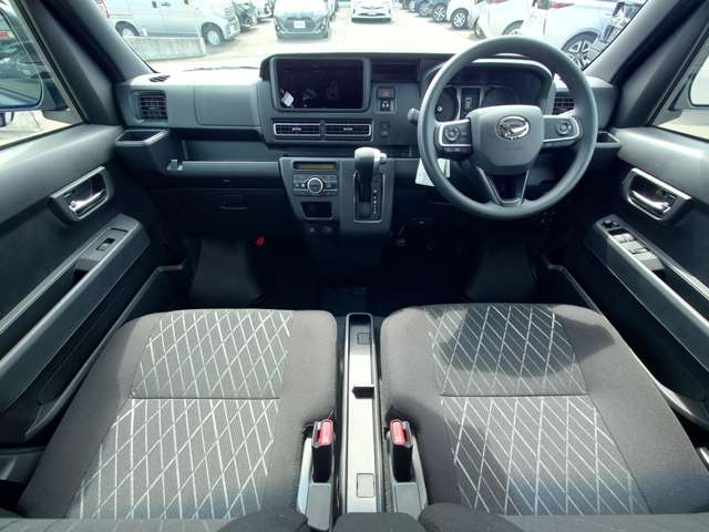 Daihatsu Atrai 2