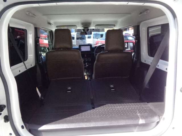 Suzuki Jimny 12