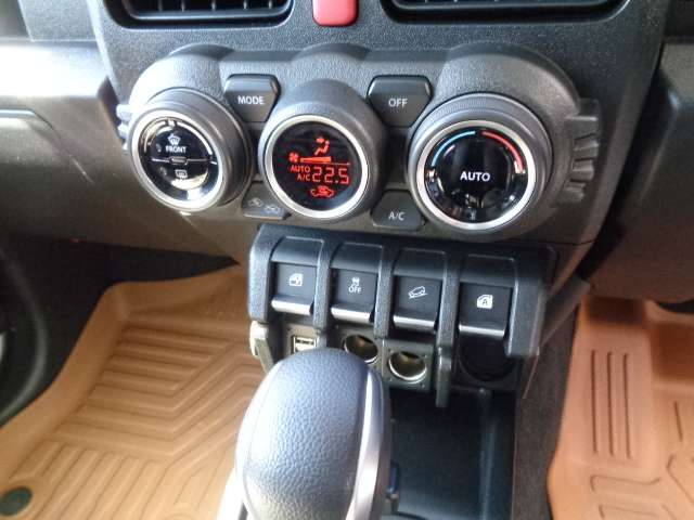 Suzuki Jimny 6