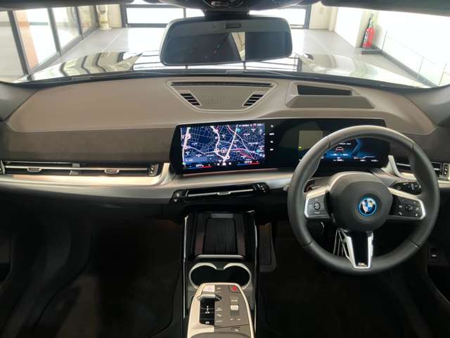 BMW iX1 2
