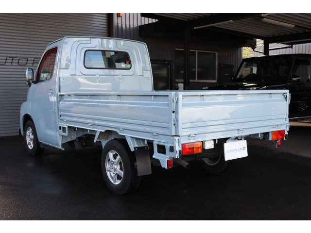 Toyota Town Ace Truck 8