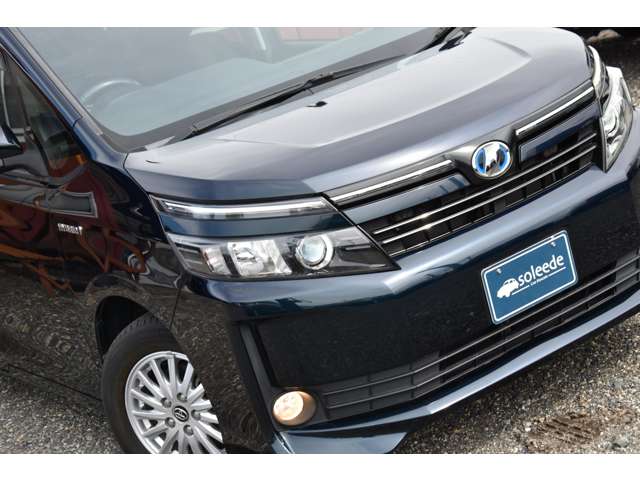 Toyota Voxy 5