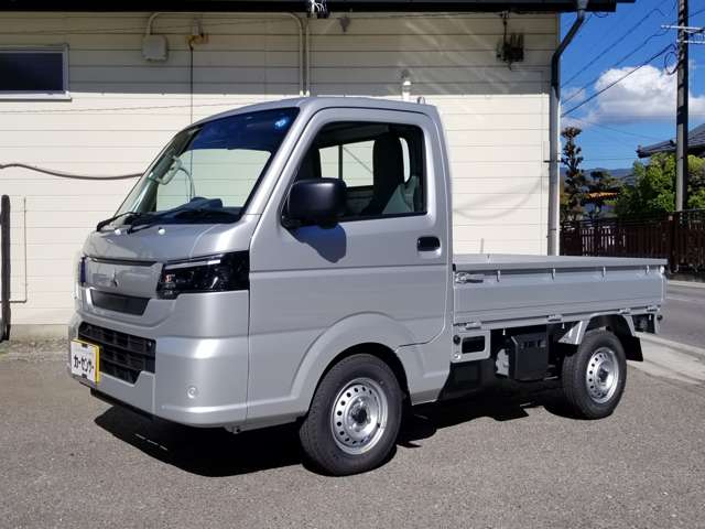 Mitsubishi Minicab Truck 2