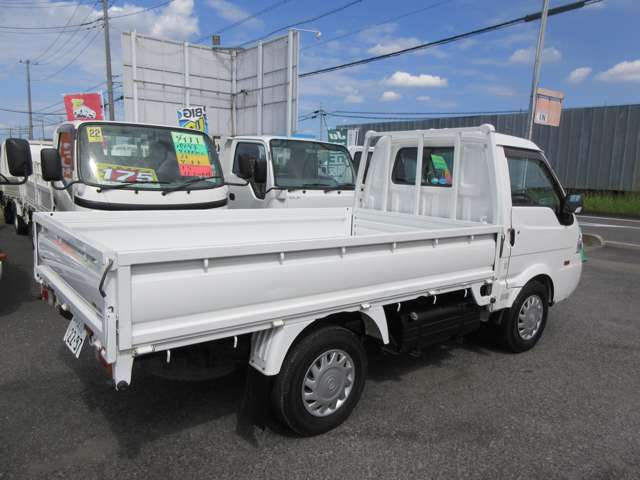 Mazda Bongo Truck 11