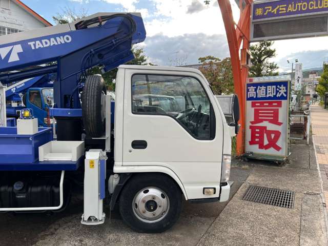 Isuzu Elf 7