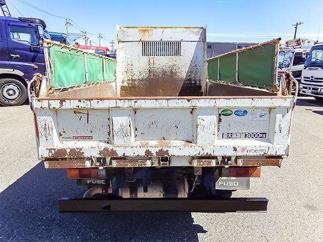 Mitsubishi Fuso Canter 7