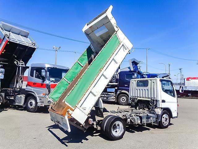 Mitsubishi Fuso Canter 9