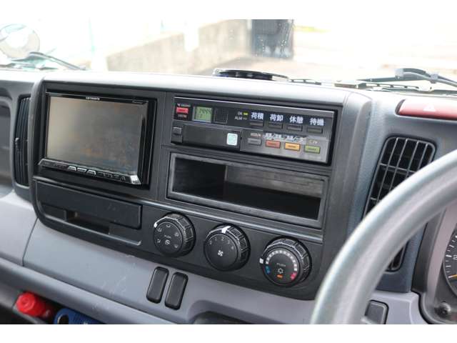 Mitsubishi Fuso Canter 11
