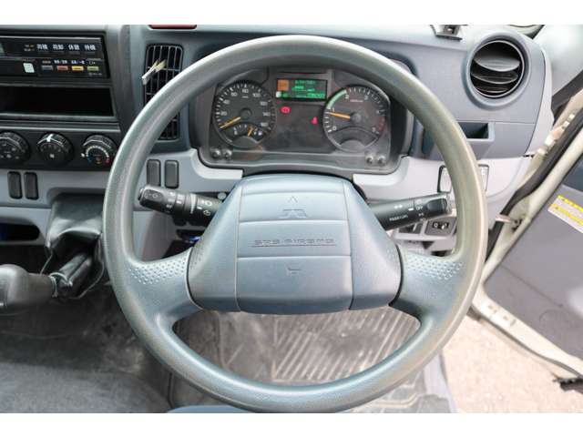 Mitsubishi Fuso Canter 8