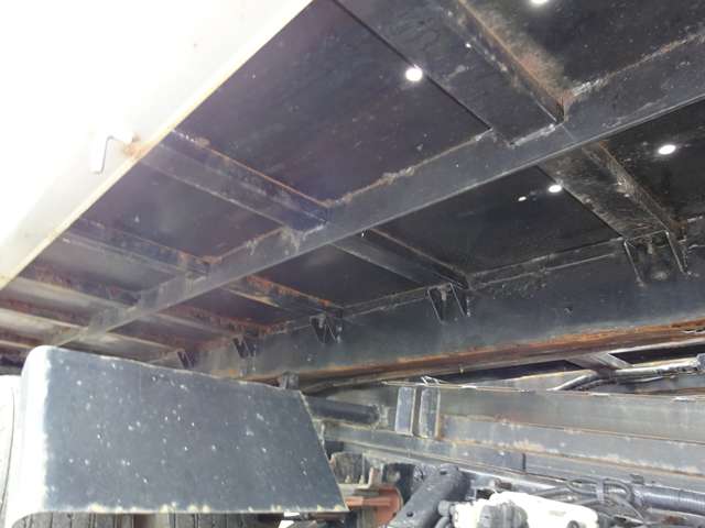 Mitsubishi Fuso Canter 12