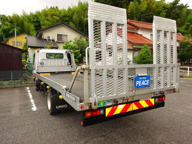 Mitsubishi Fuso Canter 7