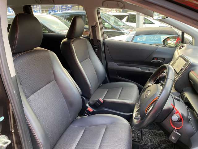 Toyota Sienta 12